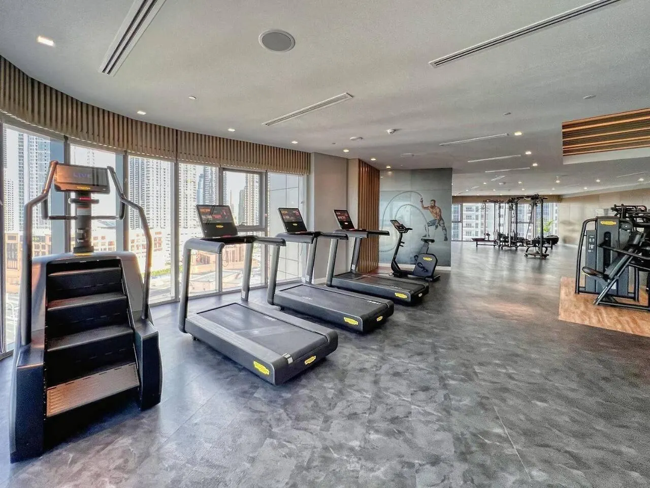 Stunning Apt In Prime Location 5 Star Amenities Dubai