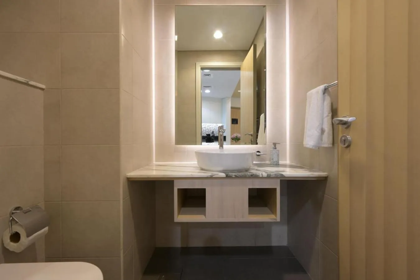 Apartment Stunning Apt In Prime Location 5 Star Amenities Dubai United Arab Emirates