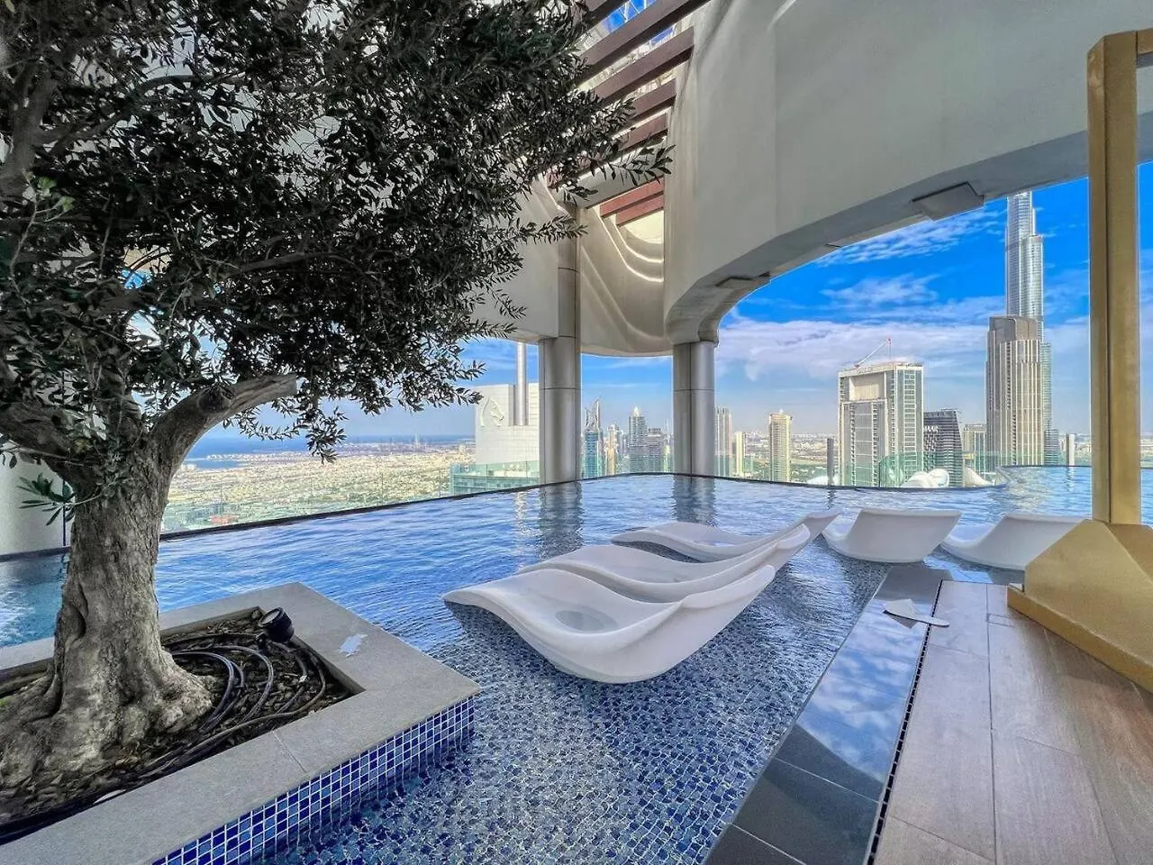 Apartment Stunning Apt In Prime Location 5 Star Amenities Dubai